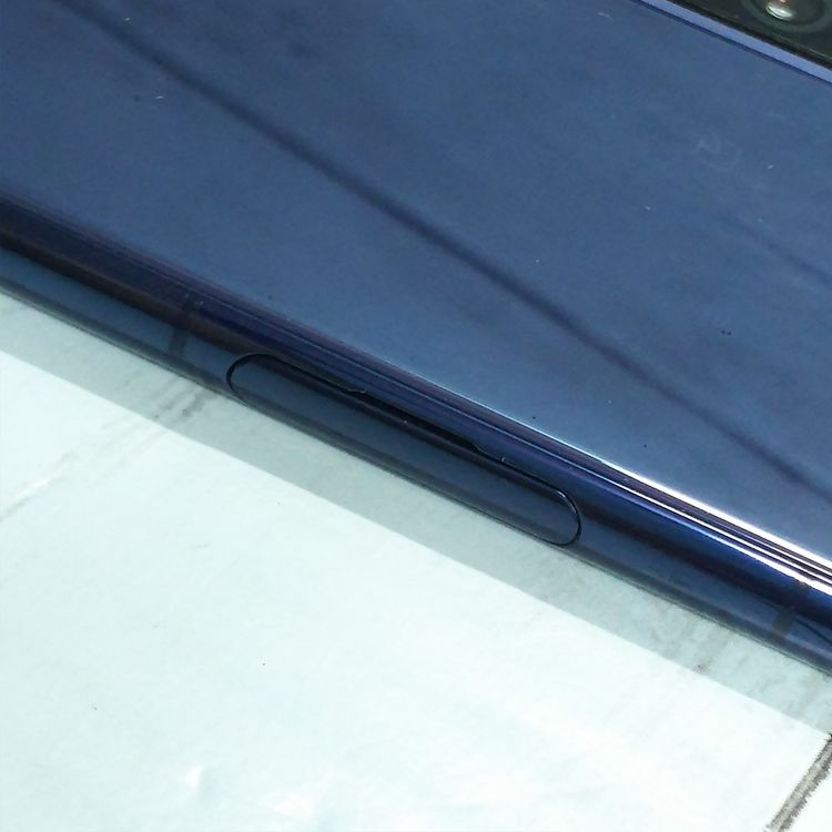 au Xperia5 SOV41 �֥롼  835