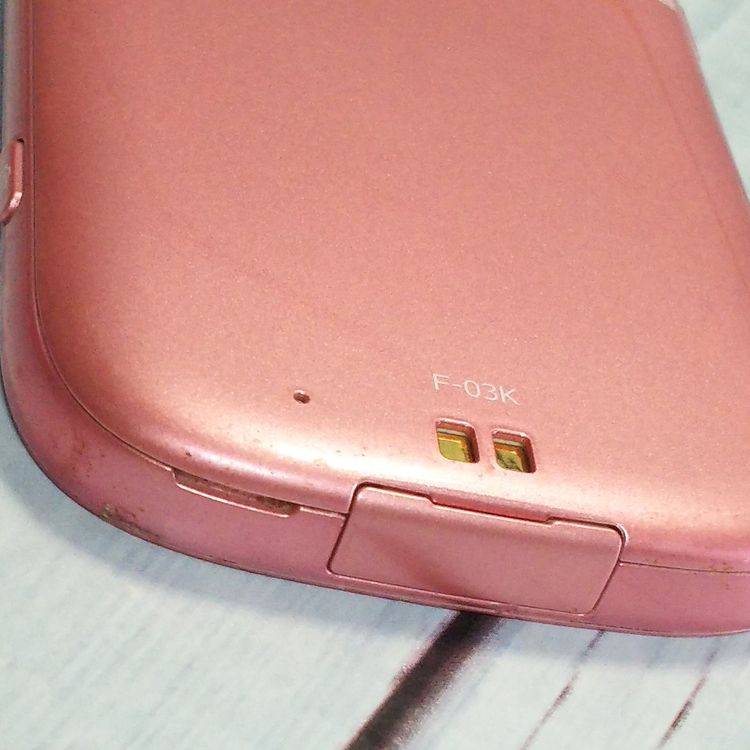 docomo F-03K �ԥ� �餯�餯���ޡ��ȥե��� me  727