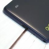 au Qua phone QZ ������ KYV44 ����ǥ���  832