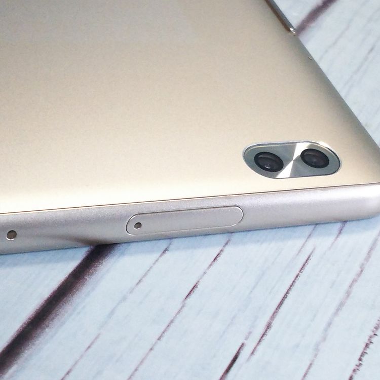 docomo dtab Compact d-02K ������� HUAWEI  414