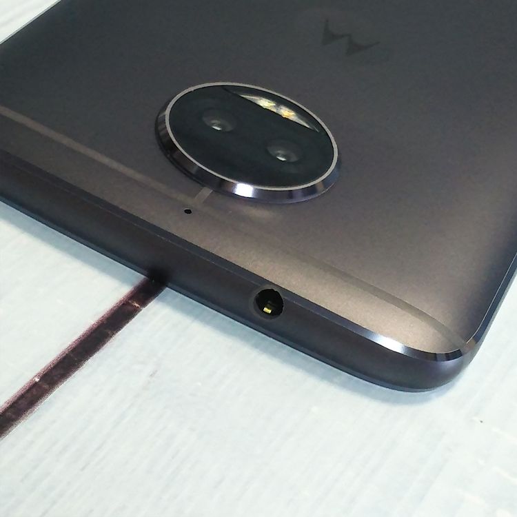 ��ȥ����� Moto G5S Plus XT1805 ��ʥ��졼  890