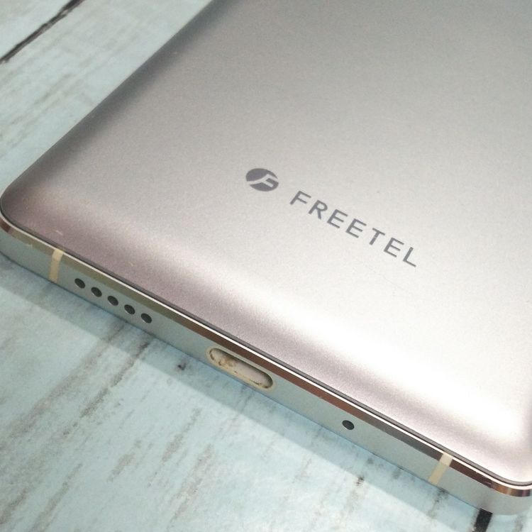 FREETEL RAIJIN �ۥ磻�� ���  935