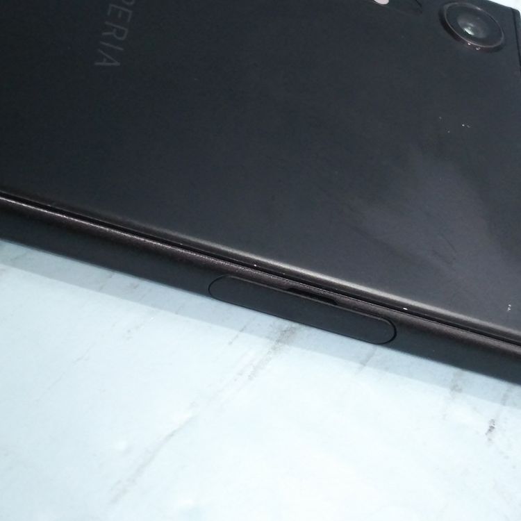 SONY Xperia XZs SOV35 au �֥�å�  592