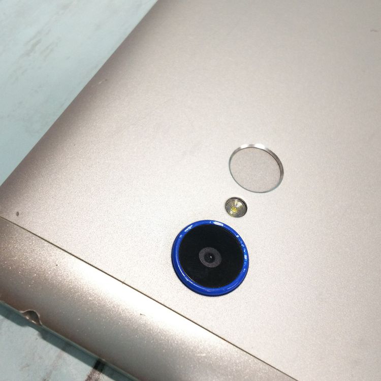 ZTE Blade V580 ����С�  730