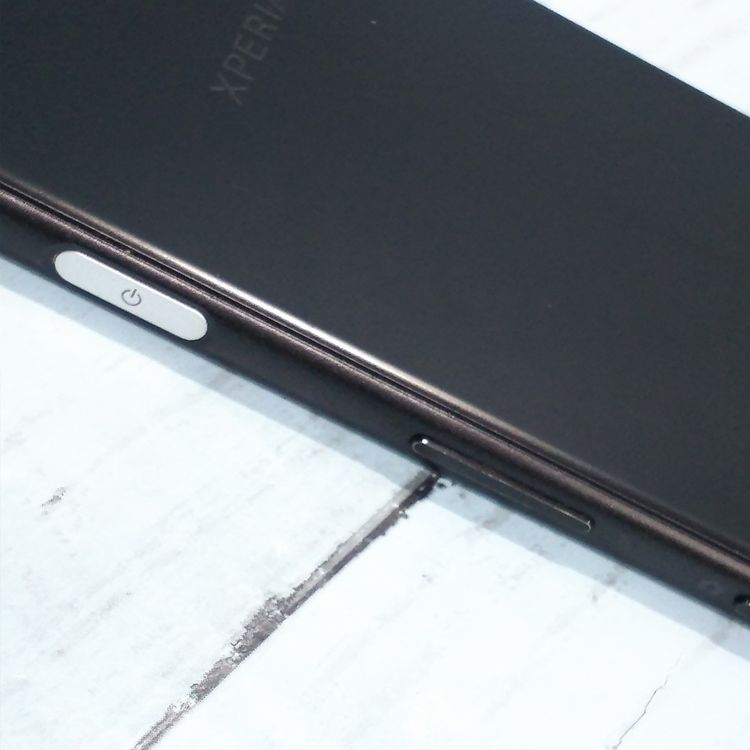 SONY Xperia XZs SOV35 au �֥�å�  061