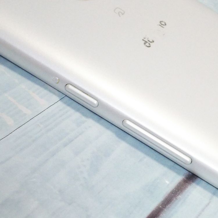 docomo arrows Be3 F-02L �ۥ磻��  757