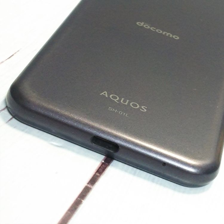 docomo AQUOS sense2 SH-01L Nuance Black  297