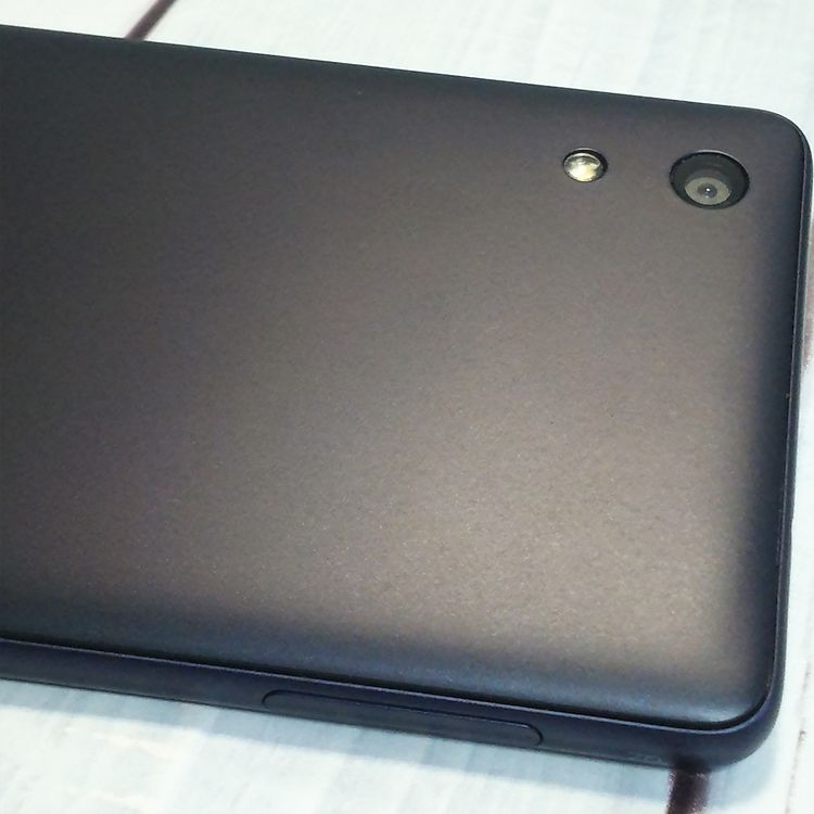 au Qua phone QZ ������ KYV44 ����ǥ���  891