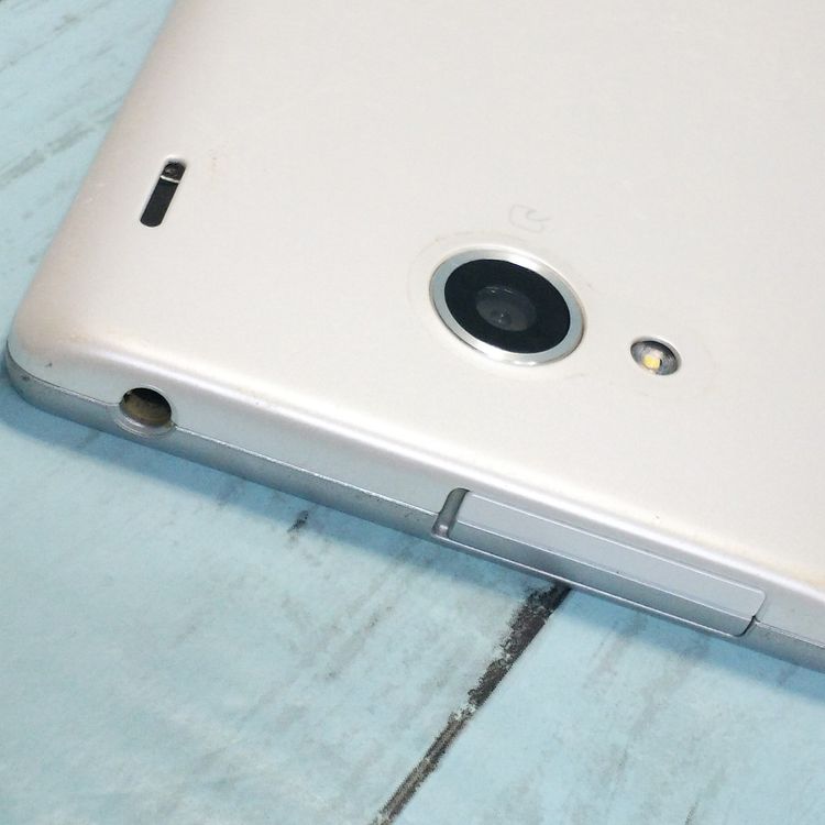 KYOCERA UQ Qua phone QX KYV42 �ۥ磻��  024