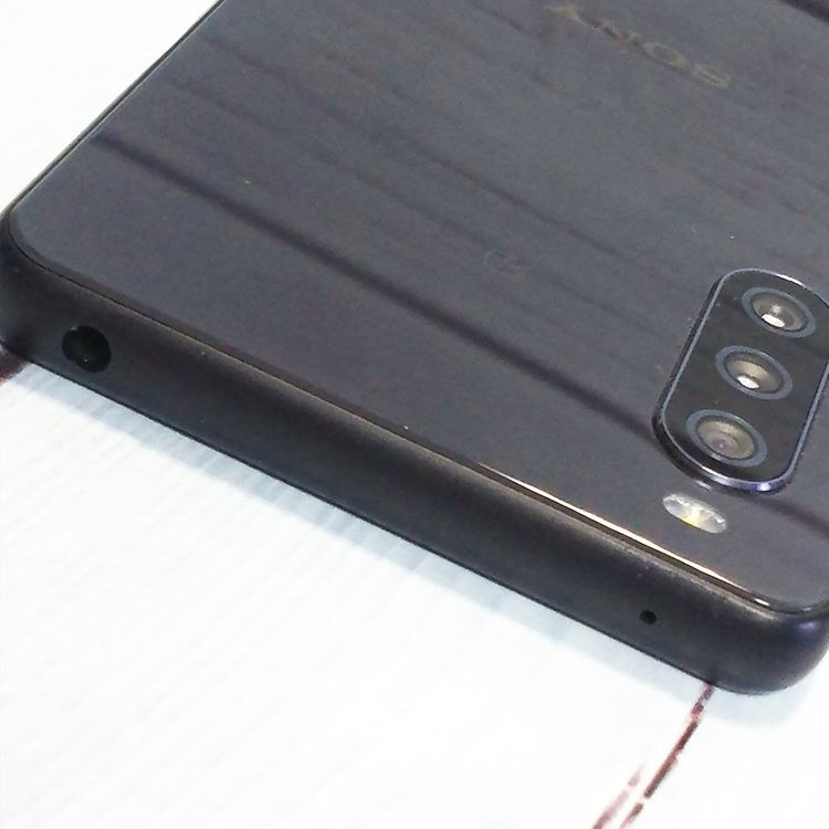 au Xperia 10 III SOG04  �֥�å� ��  084