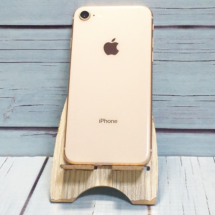 docomo iPhone8 64GB �������  523