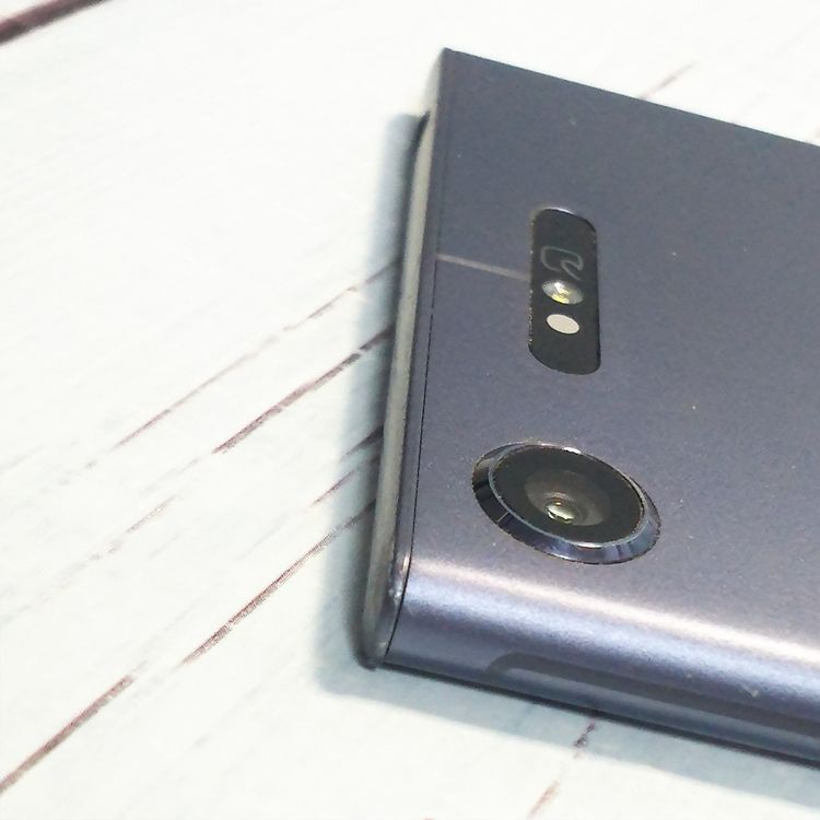 docomo Xperia XZ1 SO-01K Moonlite Blue  142