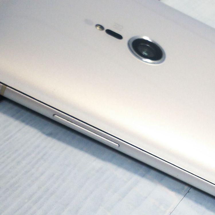 SONY Xperia XZ3 801SO �ۥ磻�ȥ���С� SoftBank  438