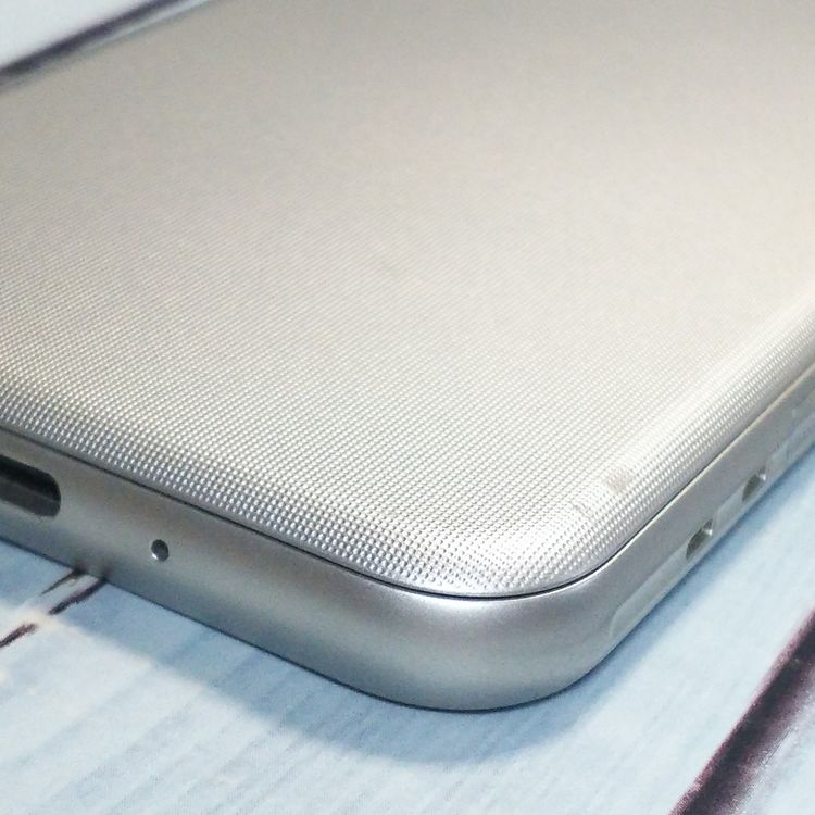 Softbank SHARP ����ץ륹�ޥ�4 704SH �����ѥ󥷥�С�  563