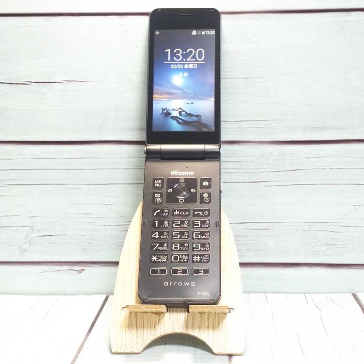 docomo arrows �ٻ��� �������� F-03L �֥�å�  570