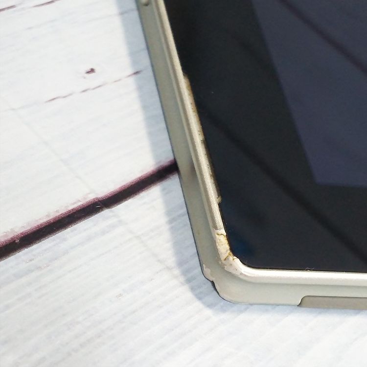 docomo arrows Tab F-02K White �ۥ磻��  525