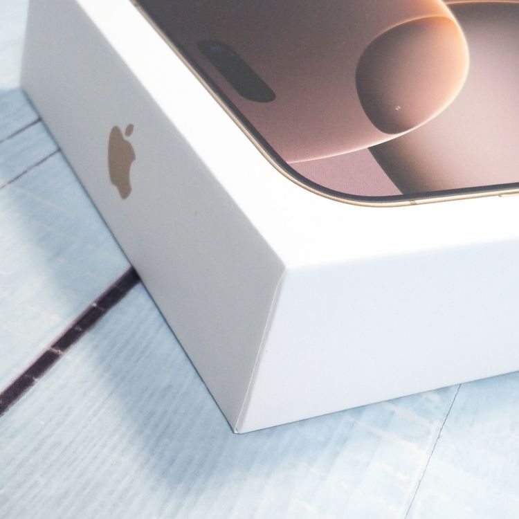 SIM�ե꡼ iPhone16 Pro Max 256GB �ǥ�����  ���� 185