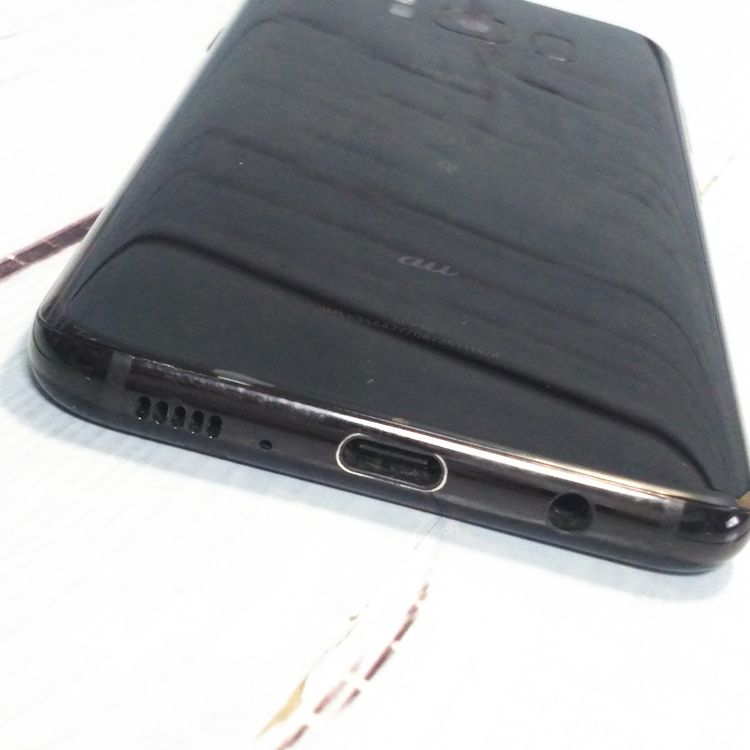 au Galaxy S8 SCV36 Midnight Black  154