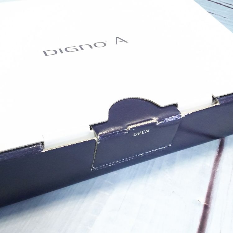 au Qua phone QZ ������ KYV44 ����ǥ���  �ۤܿ��� 238