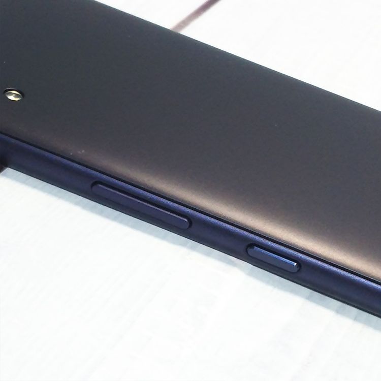 au Qua phone QZ ������ KYV44 ����ǥ���  184