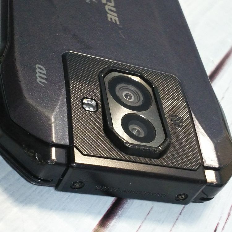 au ������ TORQUE G04 �֥�å� KYV46  709