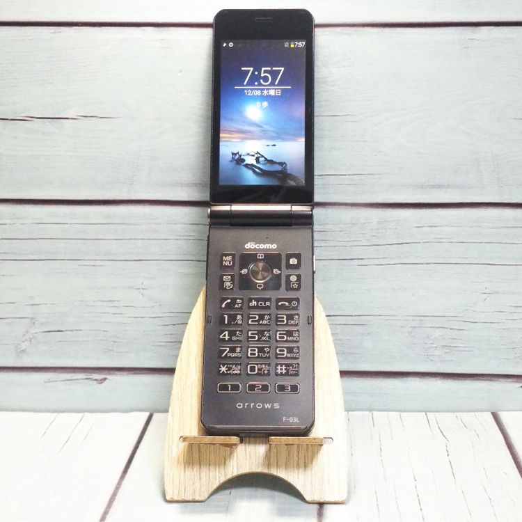 docomo arrows �ٻ��� �������� F-03L �֥�å�  223