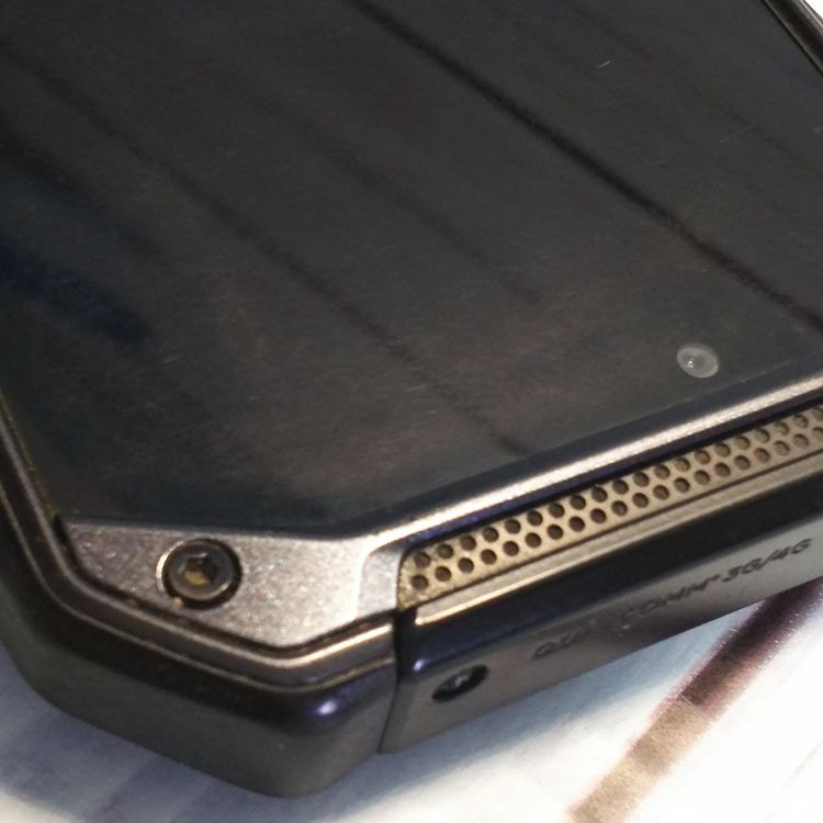 au ������ TORQUE G04 �֥�å� KYV46  166