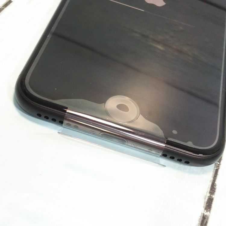 au iPhone7 128GB �֥�å� ����Ʊ����  �ۤܿ��� 879