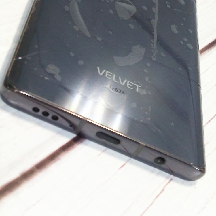 docomo LG VELVET L-52A �������饰�졼 [������]  157