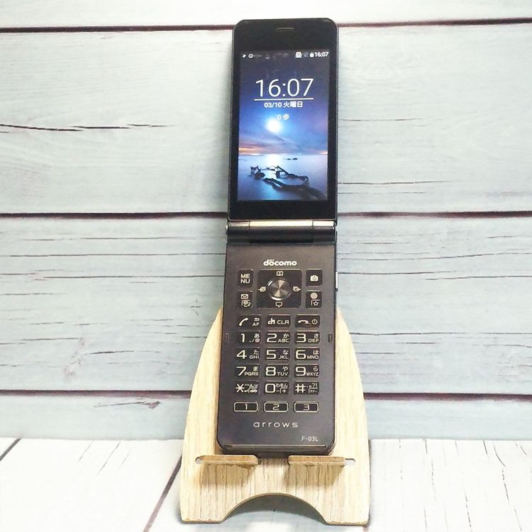 docomo arrows �ٻ��� �������� F-03L �֥�å�  428