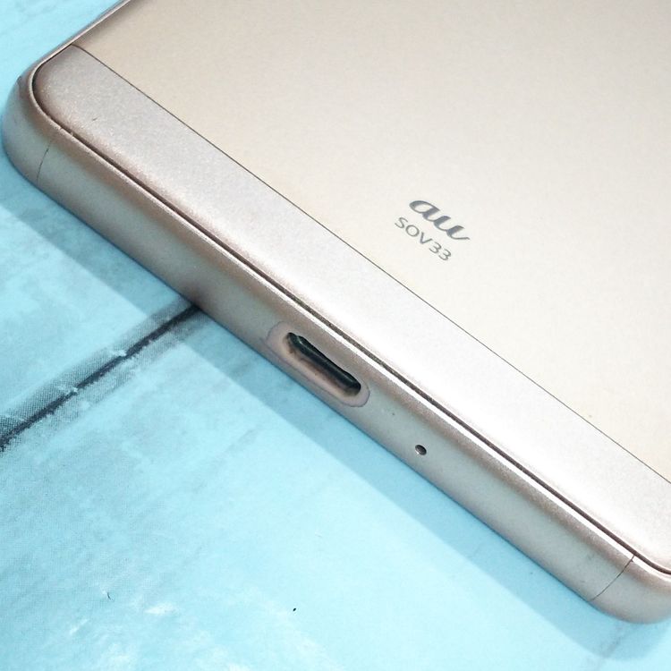 au Xperia X Perfomance SOV33 ������������� �ԥ�  704