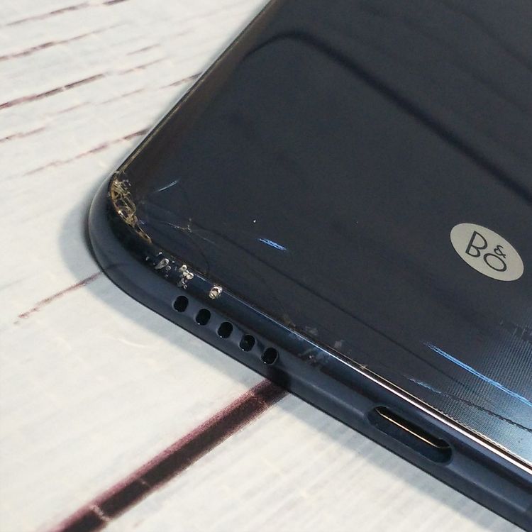 LG au isai v30 + LGV35 ����å���֥롼 [������]  213
