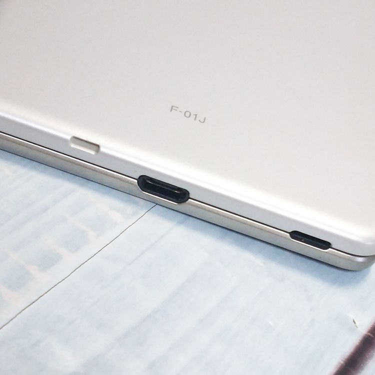 docomo FUJITSU Arrows NX F-01J �ۥ磻��  068