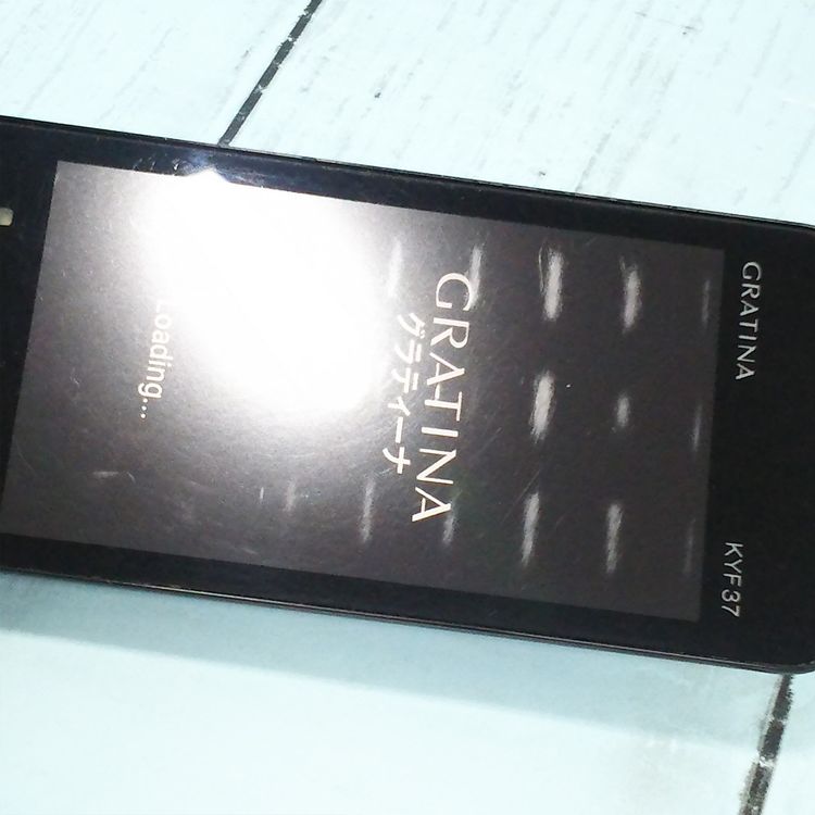 au KYOCERA GRATINA KYF37 �ͥ��ӡ��֥�å�  607