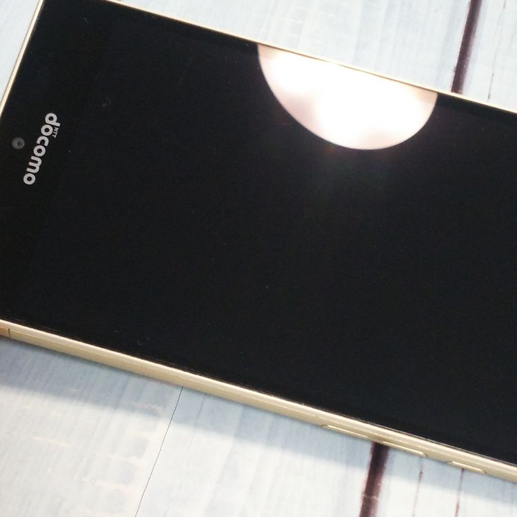 docomo SH-04G Gold ������� AQUOS EVER  692