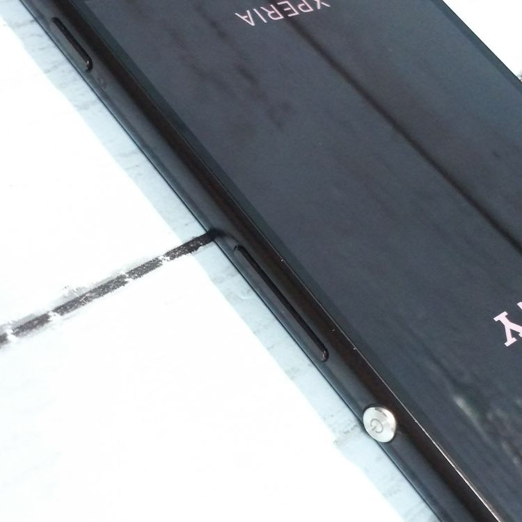 SONY au Xperia Z4 SOV31 Black  181