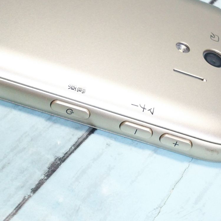 docomo F-03K ������� �餯�餯���ޡ��ȥե��� me  094