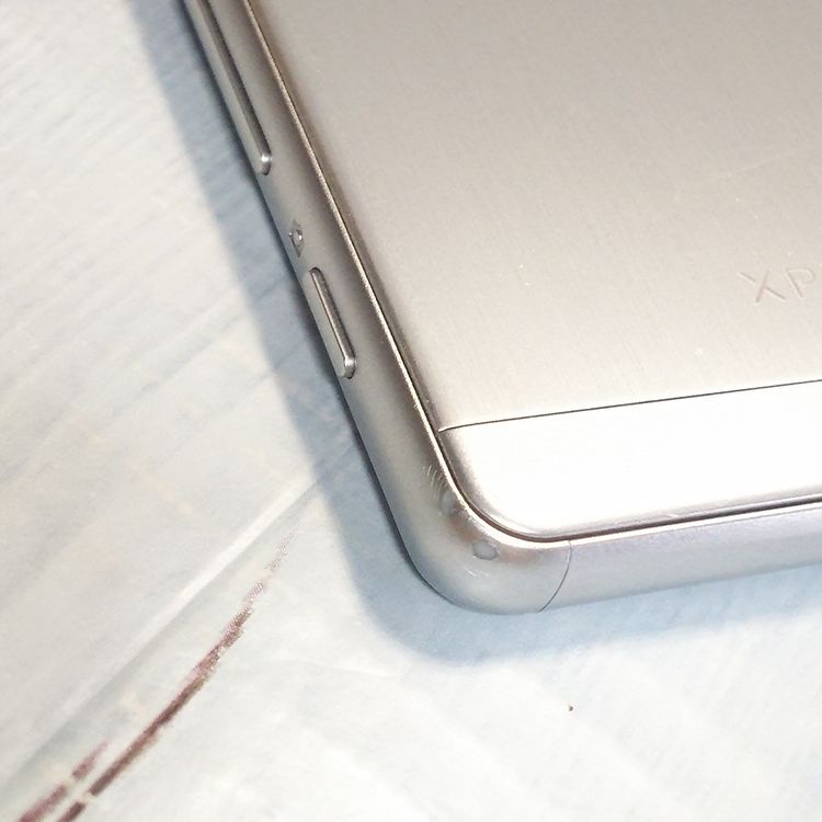 docomo Xperia X Performance SO-04H �ۥ磻�� ����С�  173