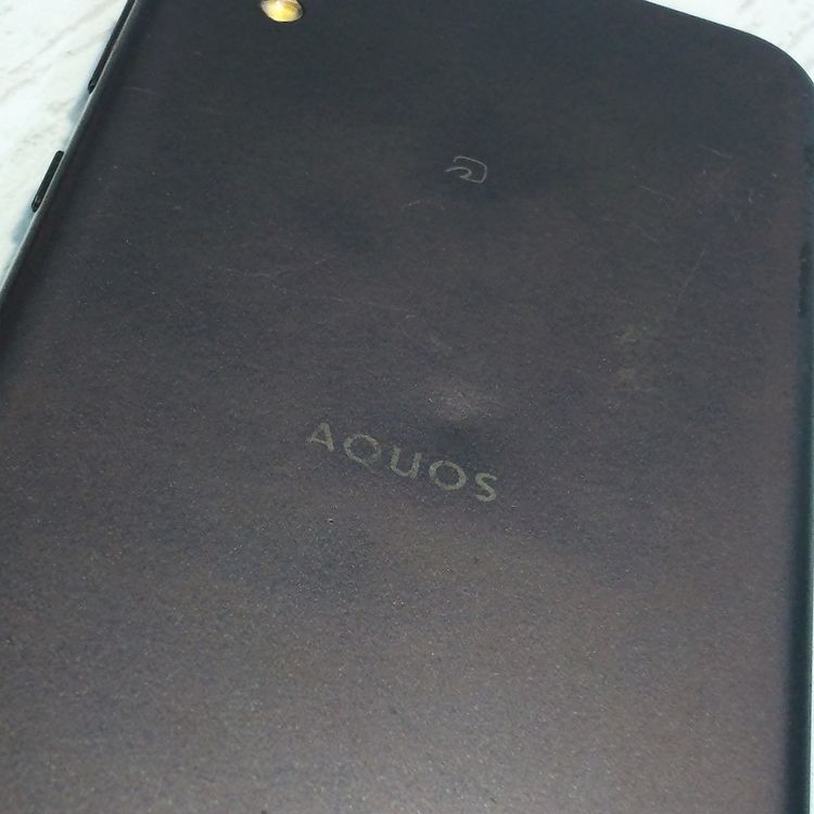 au AQUOS sense2 SHV43 Nuance Black  059