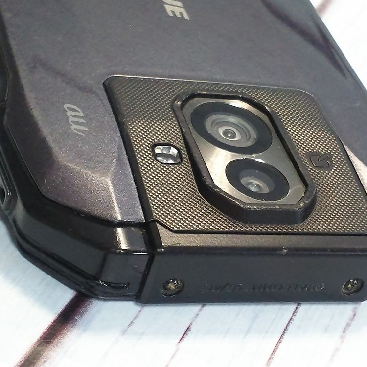 au ������ TORQUE G04 �֥�å� KYV46  117