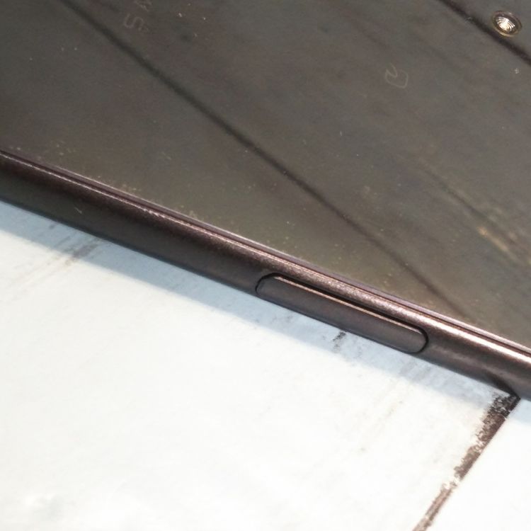 FUJITSU(�ٻ��̡� arrows Be 32GB �֥�å� F-04K docomo  955