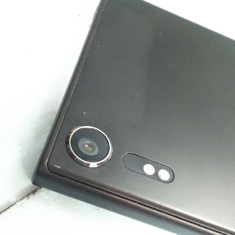 SONY Xperia XZs SOV35 au �֥�å�  256