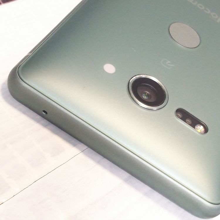 docomo SONY Xperia XZ2 Compact ���꡼�� SO-05K  188