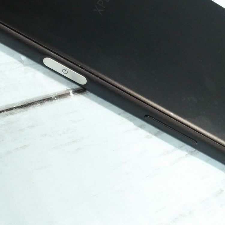 SONY Xperia XZs SOV35 au �֥�å�  074