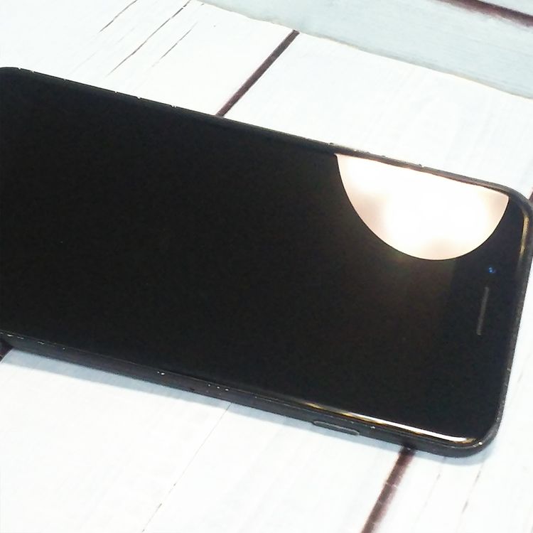 au iPhone7 �֥�å� 128GB  976