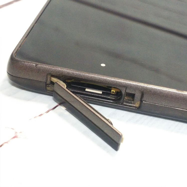 KYOCERA au Qua phone QX KYV42 �֥�å� [������]  147