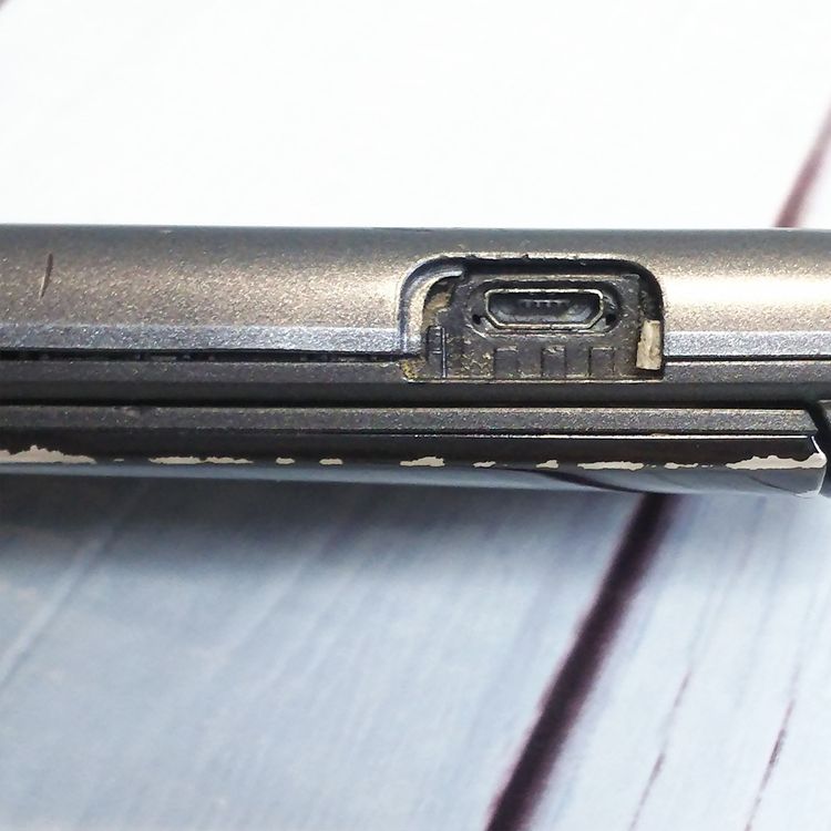 KYOCERA au GRATINA 4G BLACK KYF31 [�����]  268