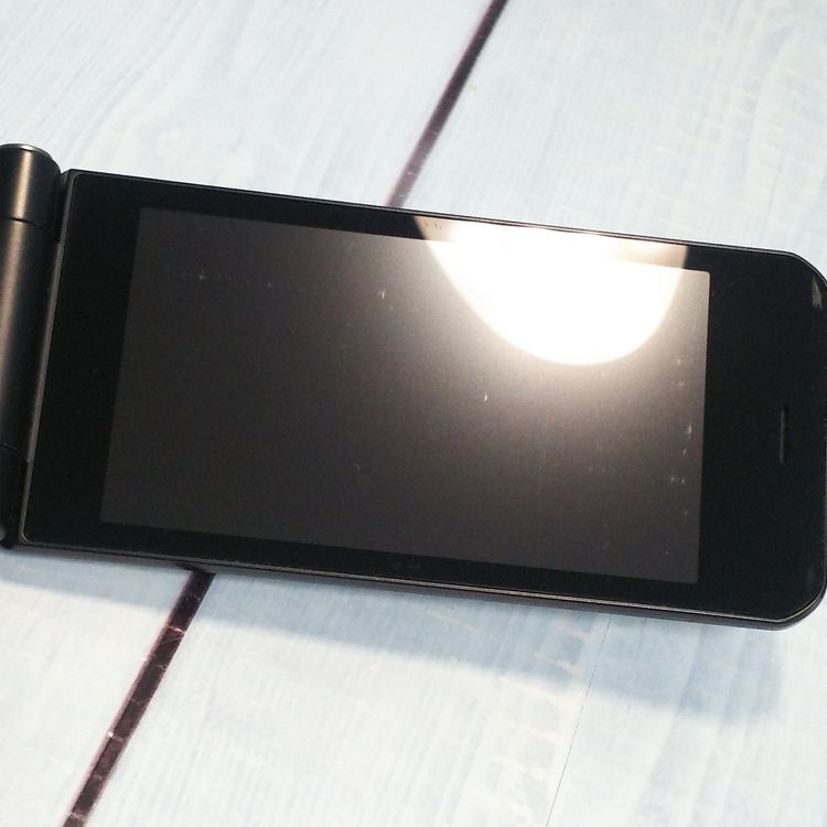 docomo arrows �ٻ��� �������� F-03L �֥�å�  881