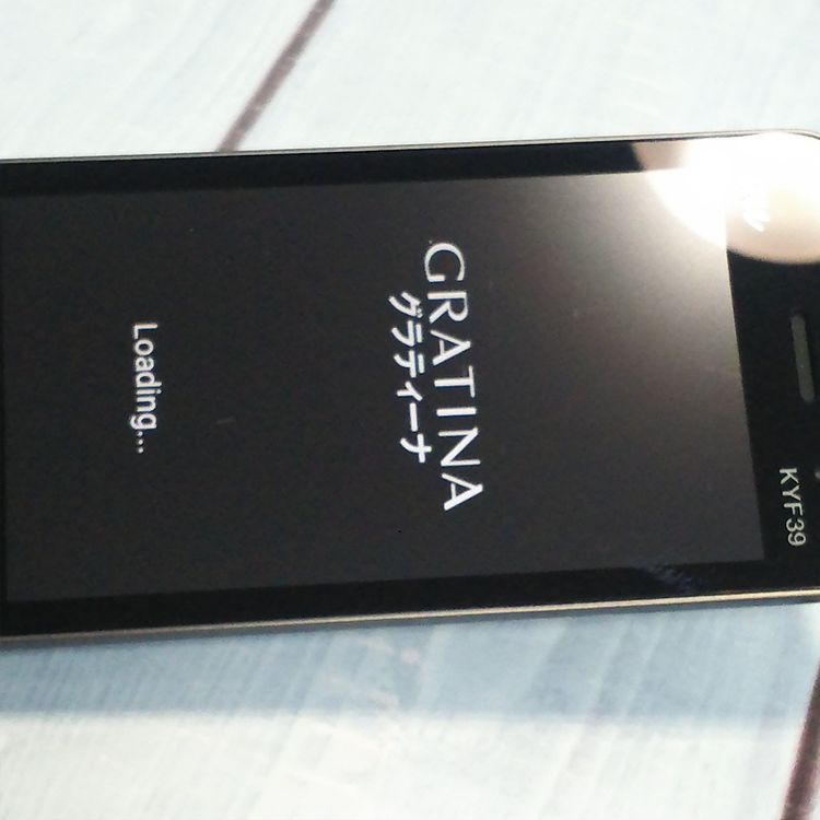 au ������ GRATINA �� KYF39 ˡ�ͥ�ǥ� �����쥹��������  374