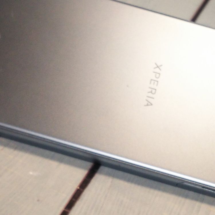 Xperia XZs SOV35 au Ice Blue  162